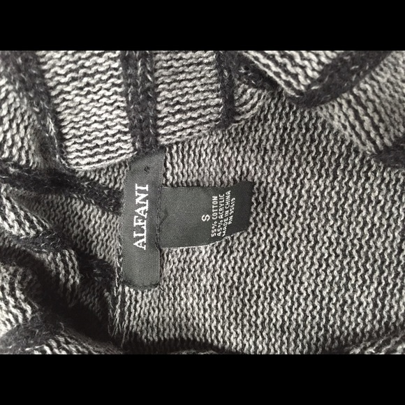 Alfani Cardigan - Size Small - Picture 2 of 2